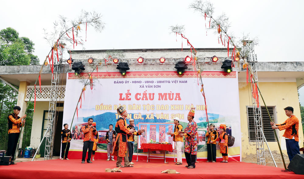 Bắc Ninh: Đặc sắc lễ cầu mùa của đồng bào Dao